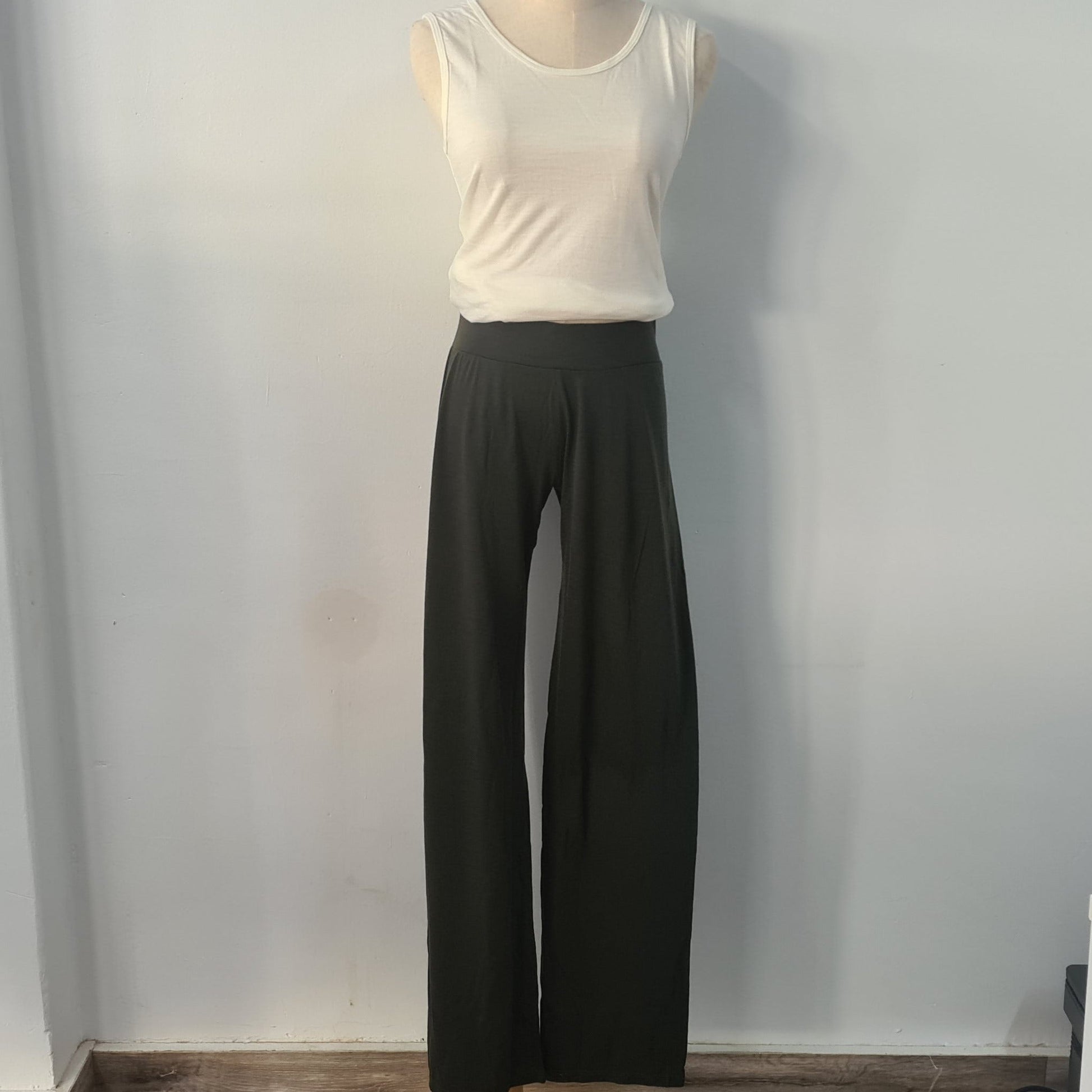 mannequin wearing Merino pajama pants